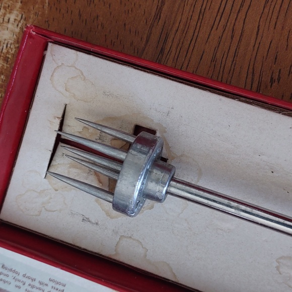 Vintage Ice Breaker - Picture 3 of 5